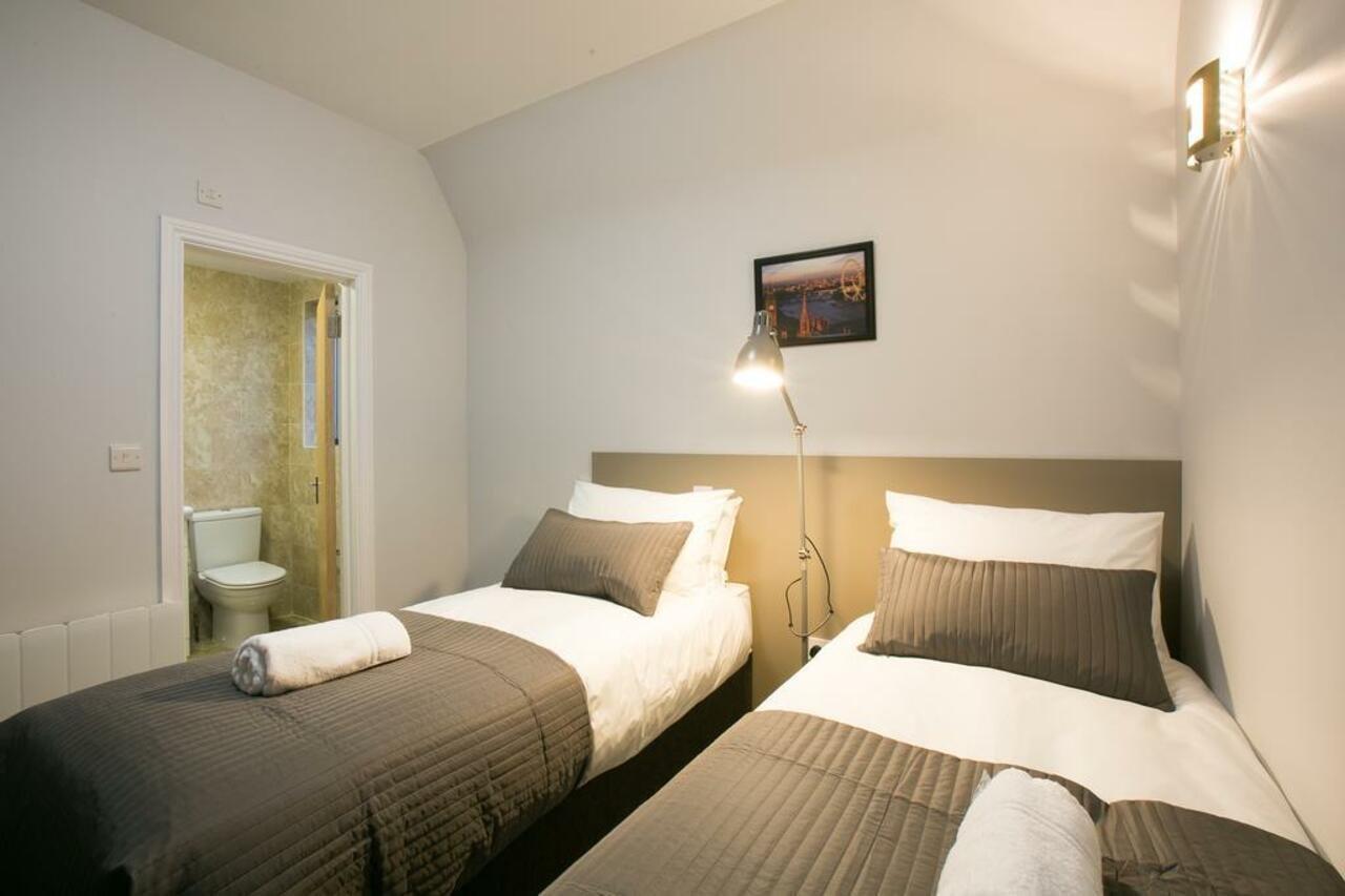 Belvilla Ilford Hill Hotel London Ngoại thất bức ảnh