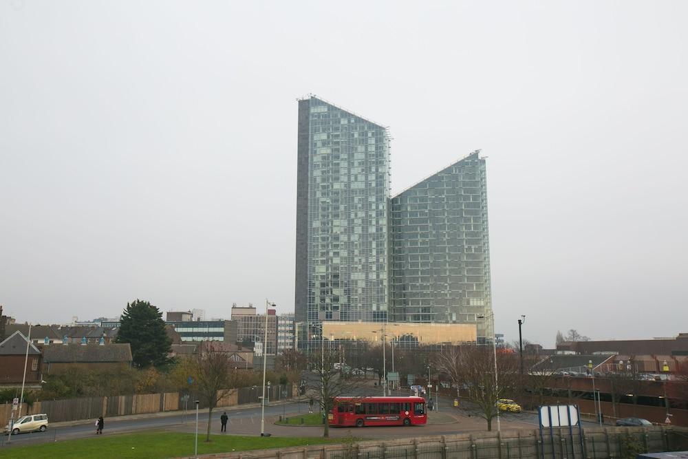 Belvilla Ilford Hill Hotel London Ngoại thất bức ảnh
